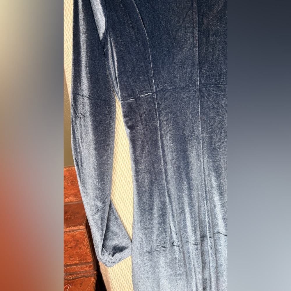 Women’s Velvet Long Sleeve Wrap Dress - Picture 7 of 7